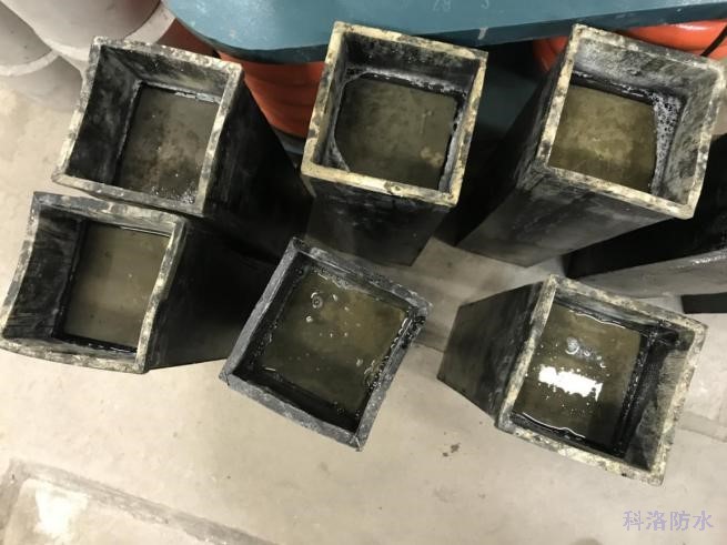 抗壓強度試驗外涂組和內摻+外涂組試件浸泡科洛永凝液DPS1